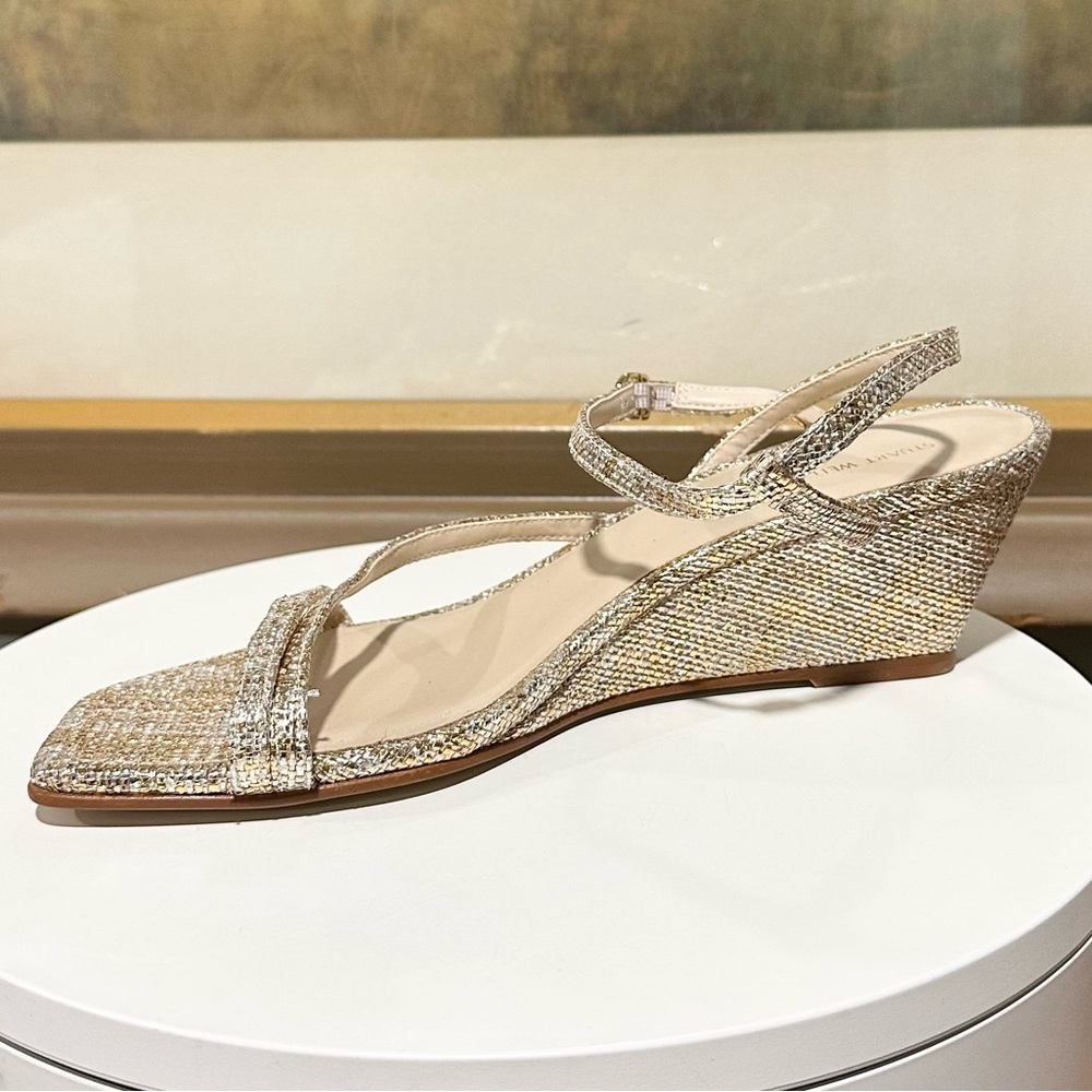 🌹STUART WEITZMAN 🌹 Oasis 50 Wedge Sandal In Gold Size: 9B - Picture 5 of 10